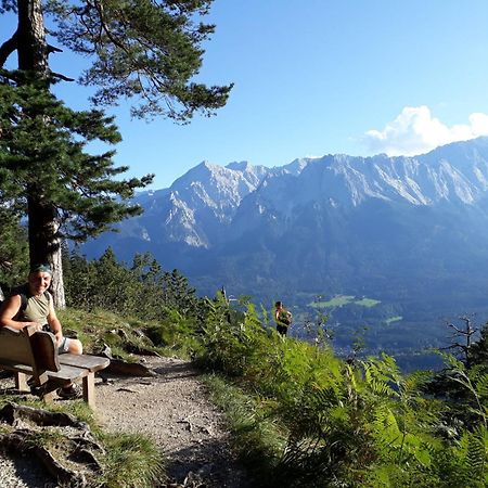 Ferienwohnung-Susanne-Im-Gaestehaus-Bergfrieden Bad Bayersoien Bagian luar foto