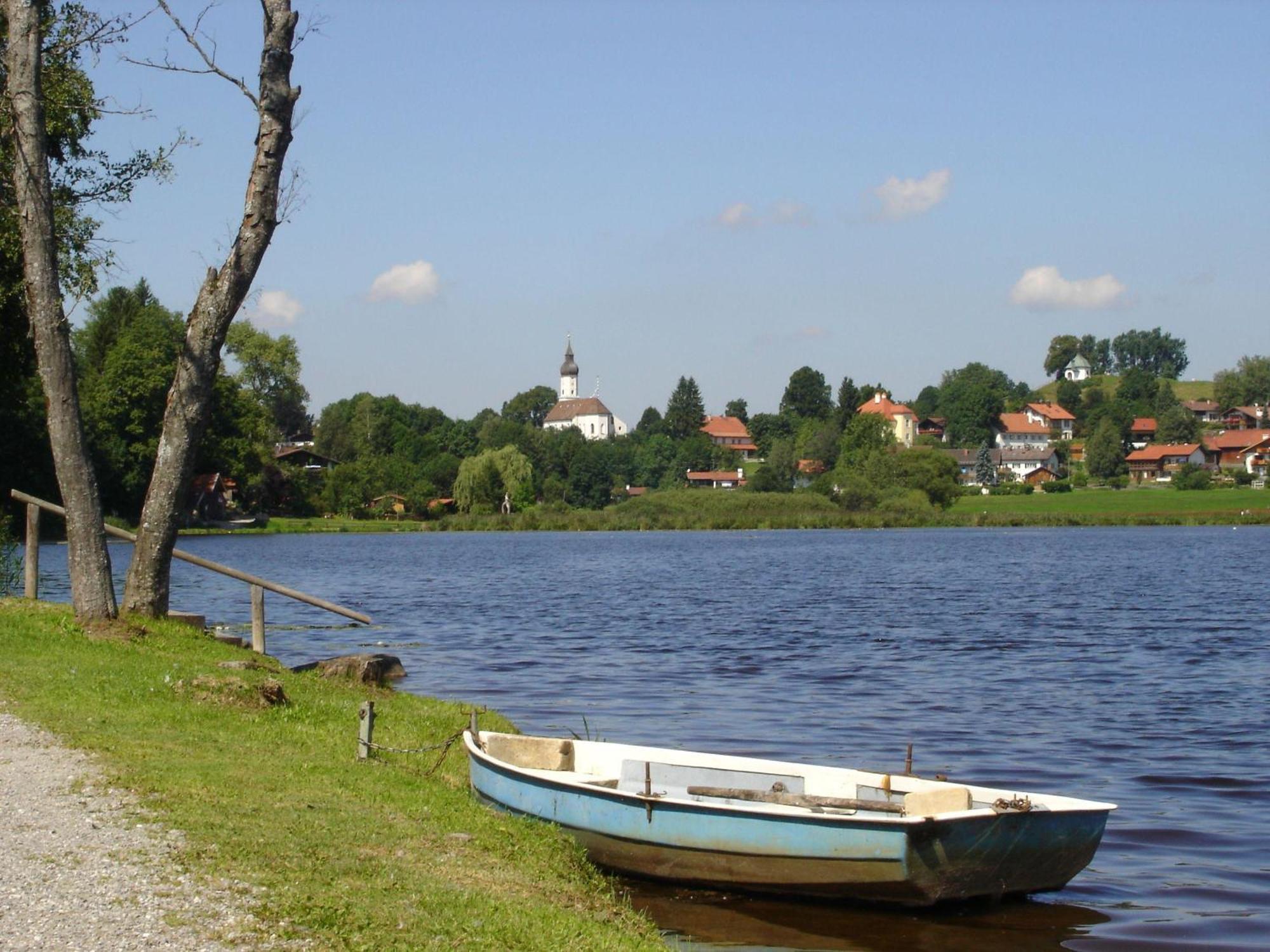 Ferienwohnung-Susanne-Im-Gaestehaus-Bergfrieden Bad Bayersoien Bagian luar foto