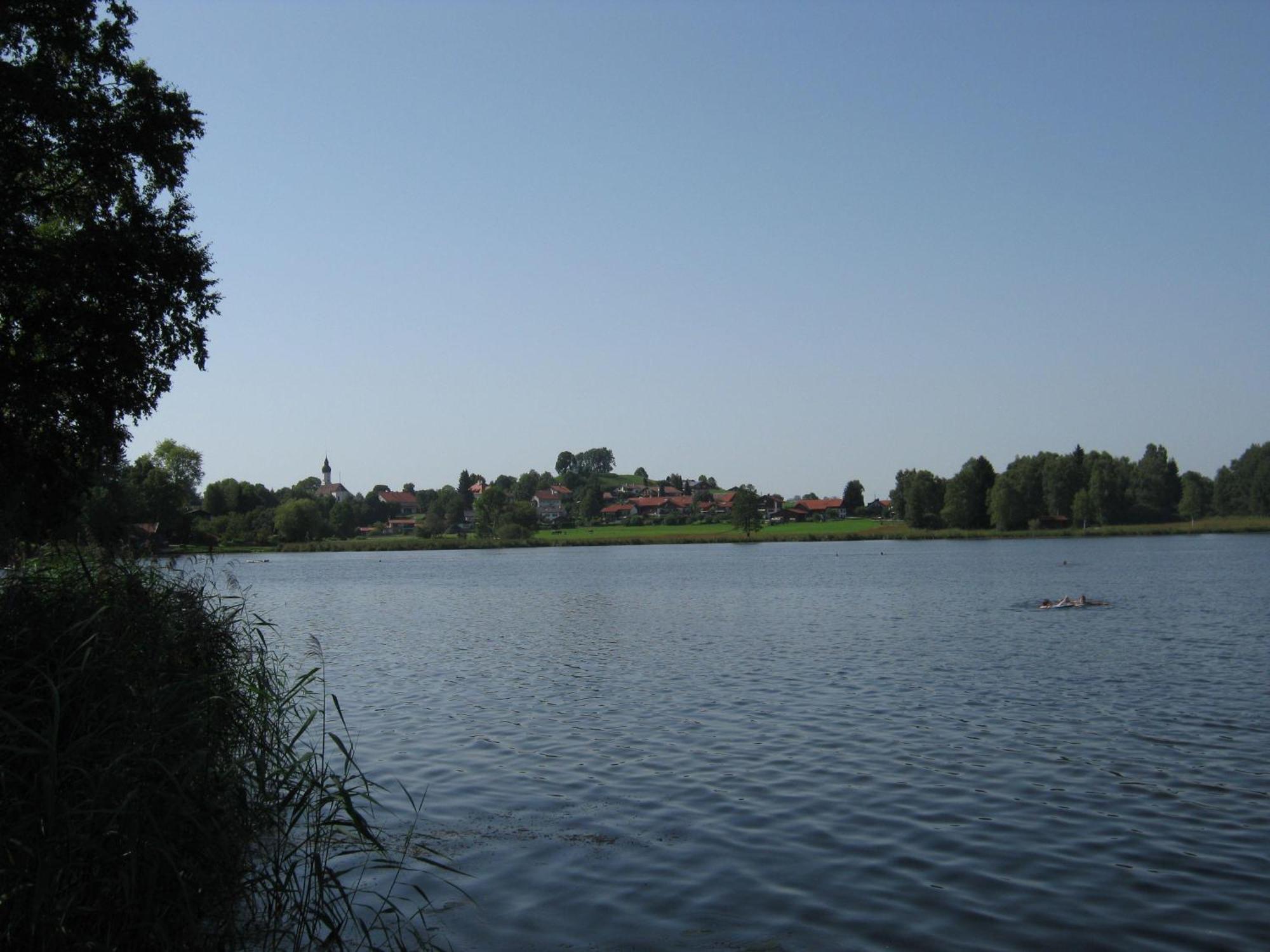 Ferienwohnung-Susanne-Im-Gaestehaus-Bergfrieden Bad Bayersoien Bagian luar foto