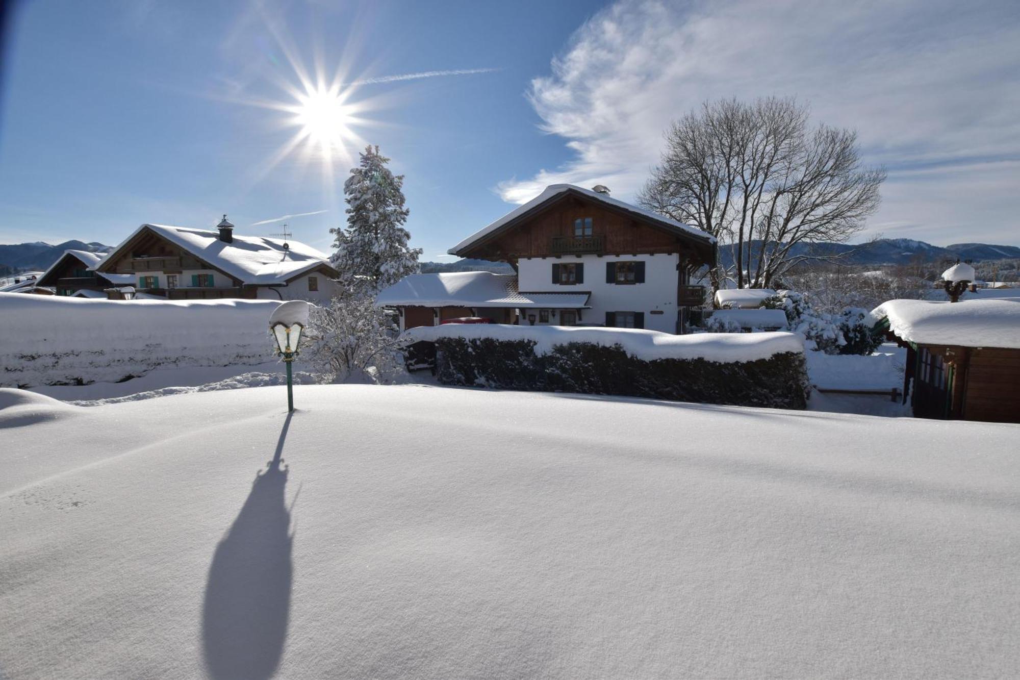 Ferienwohnung-Susanne-Im-Gaestehaus-Bergfrieden Bad Bayersoien Bagian luar foto
